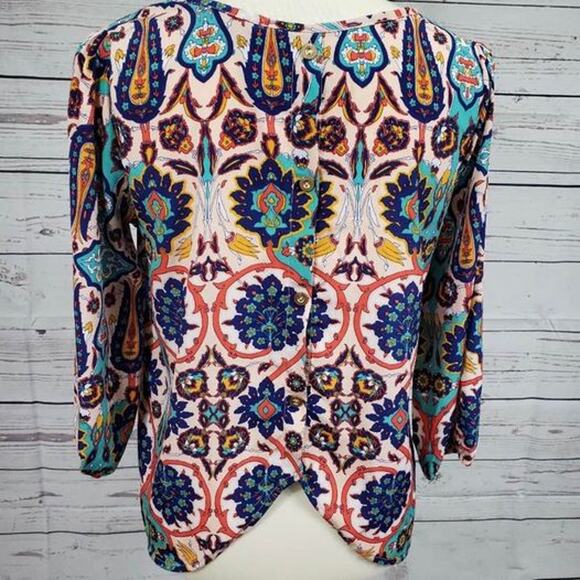 Francesca’s Blue Rain Colorful Artsy Patterned Blouse Small - Picture 4 of 8